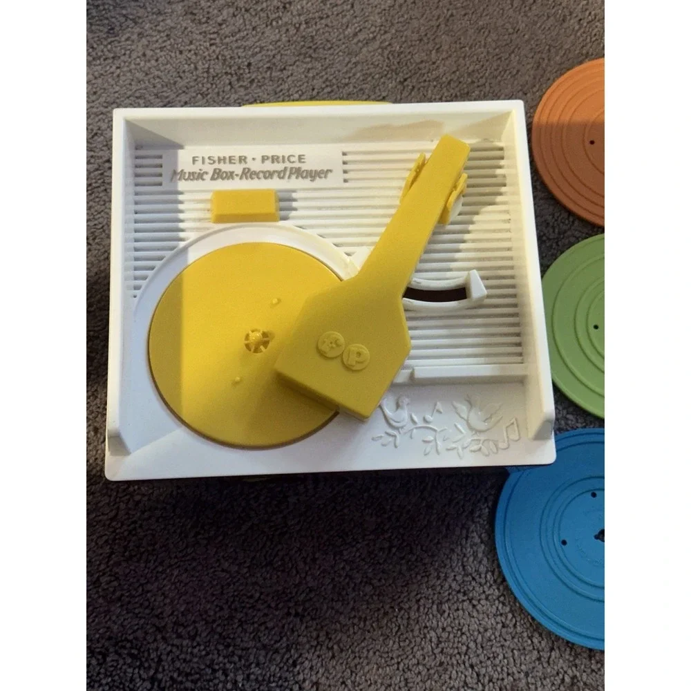 VTG Fisher Price Recorder Player 2014 Plus 4 Records Works Great